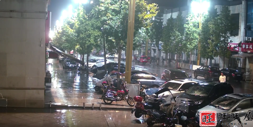 南部建兴邻县:一名男子连撞6辆车 新闻 社会 南部建兴 邻县 一名男子 连撞 6辆车 第1张 南部建兴邻县:一名男子连撞6辆车 新闻 社会 南部建兴 邻县 一名男子 连撞 6辆车 第1张